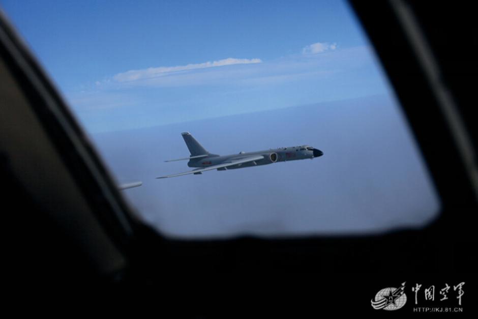 Awesome Chinese H-6k bombers