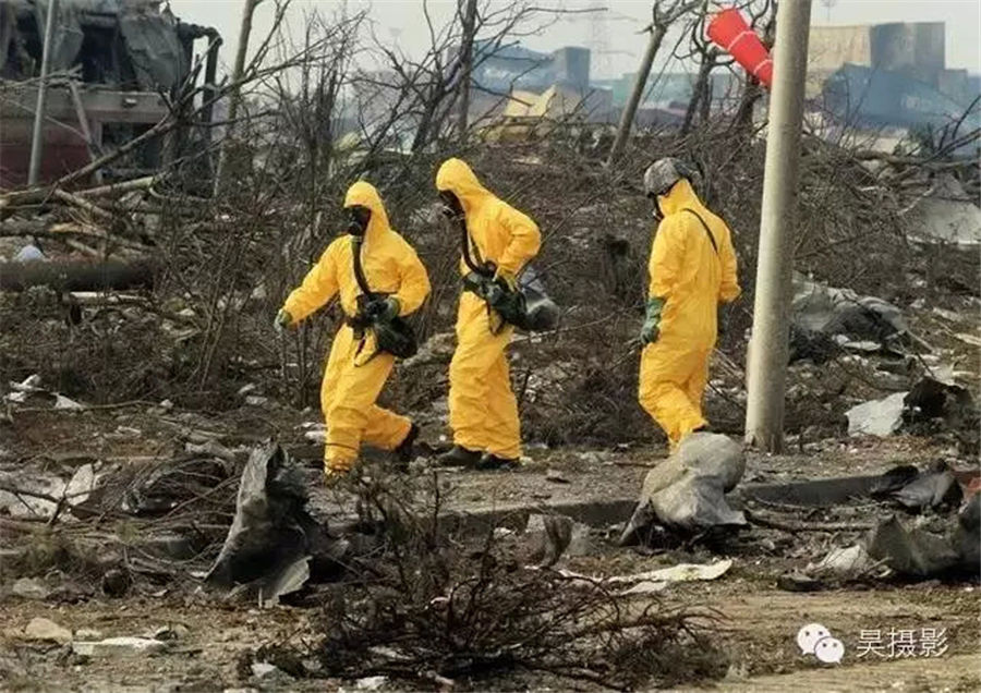 Shocking scenes of core blast area in Tianjin