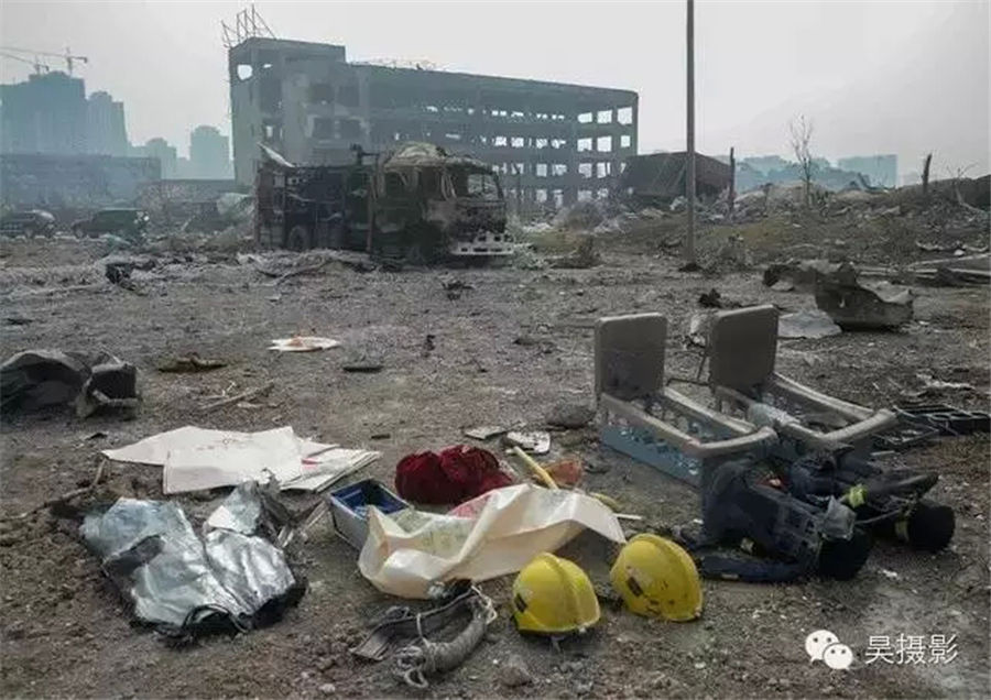 Shocking scenes of core blast area in Tianjin