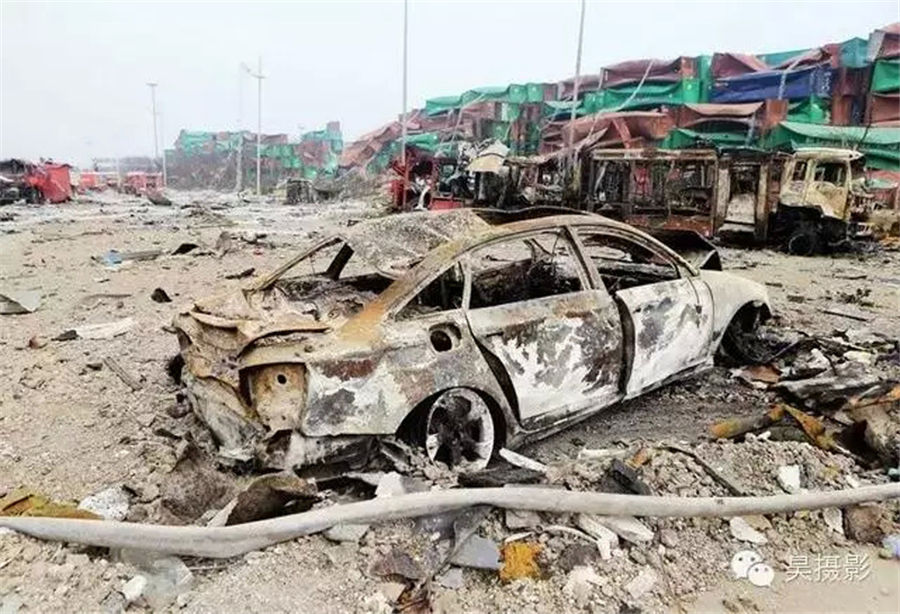 Shocking scenes of core blast area in Tianjin