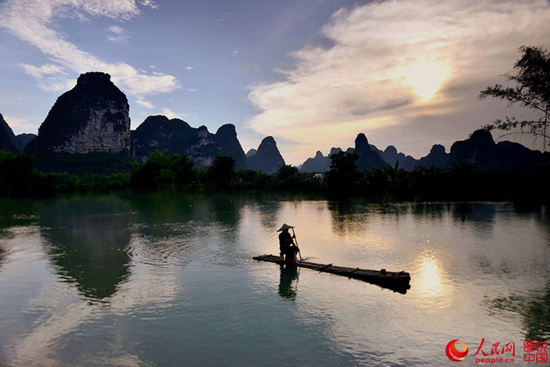 Fairyland-like Ming Shi Garden in Guangxi