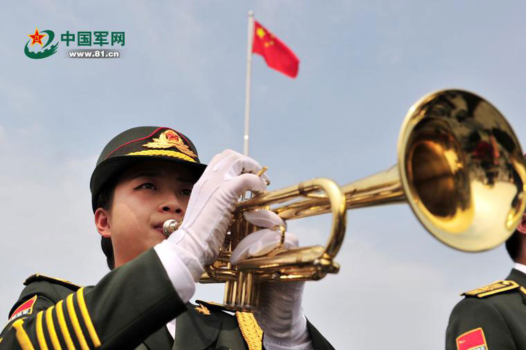 Charming iron ladies in China's upcoming V-Day celebrations