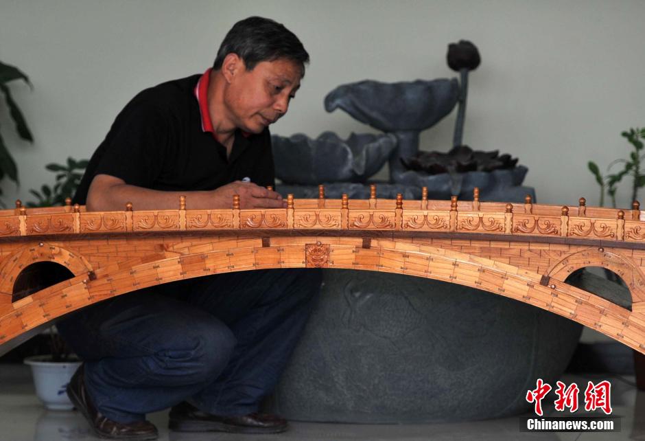 Miniature Zhaozhou Bridge made of 7000 pieces of wood