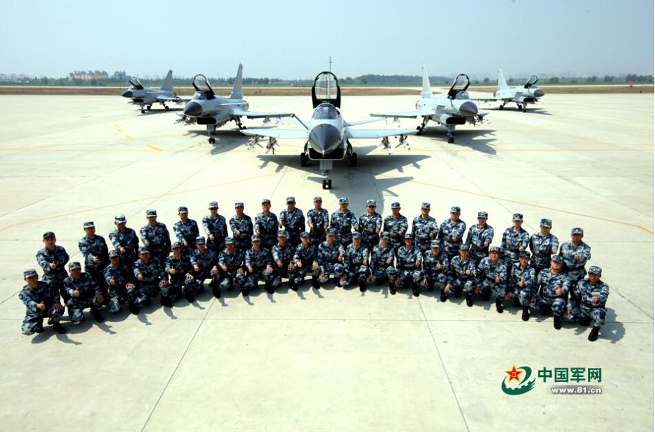 Pilots attending V-Day parade take group photos with their planes