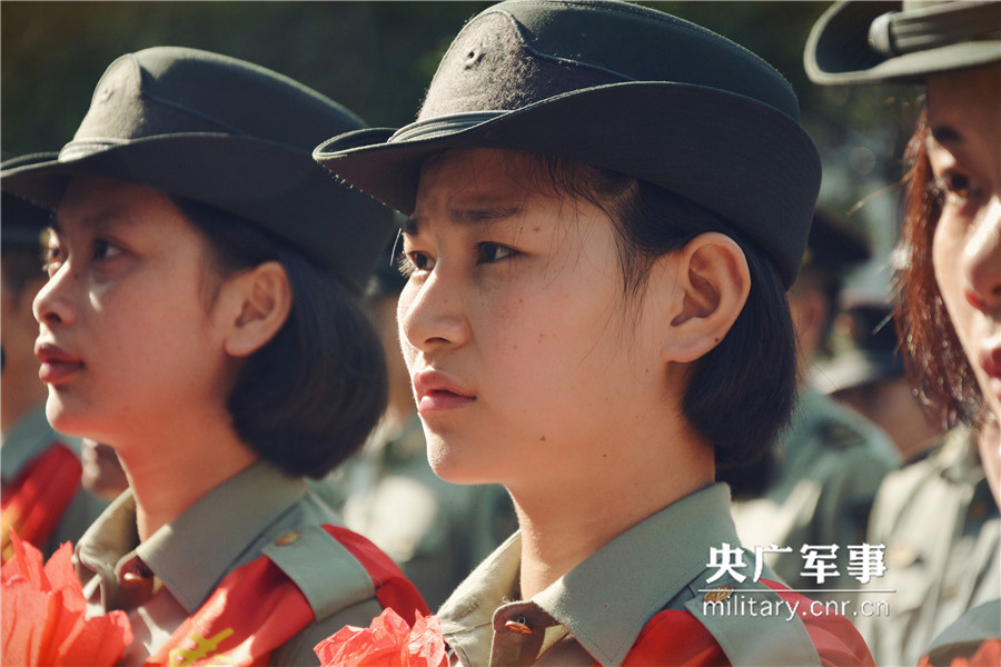 Female soldiers’ last day in barrack 