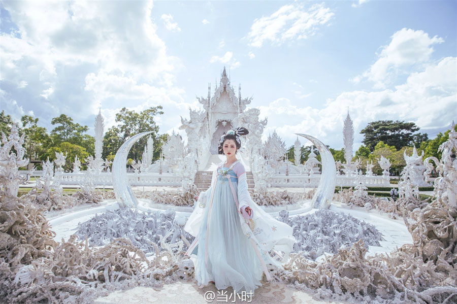 Art photos of Chinese beauty in Han Chinese clothing
