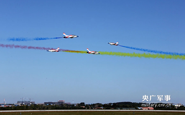 China air force stages stunning aerobatics performance