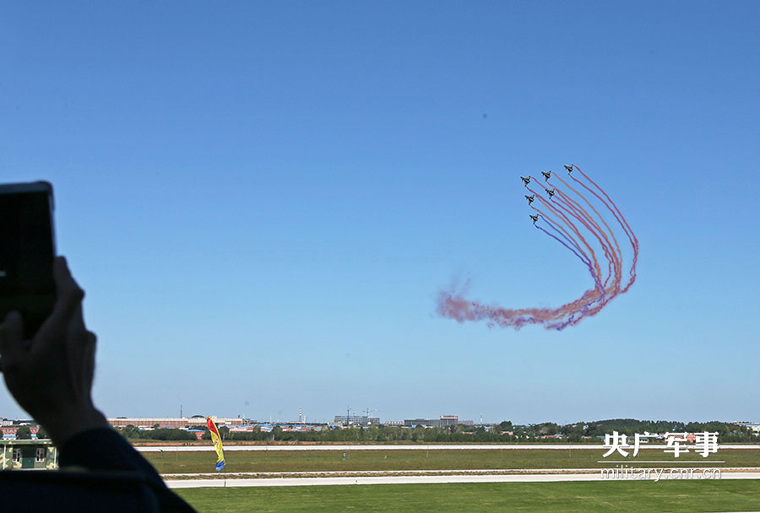 China air force stages stunning aerobatics performance