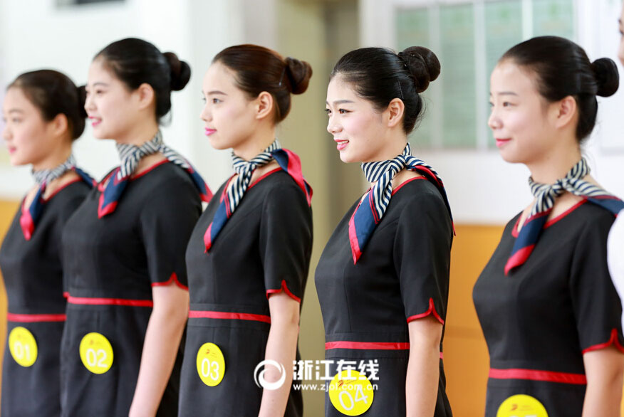 Beijing Capital Airlines recruits 1,000 flight attendants in Hangzhou