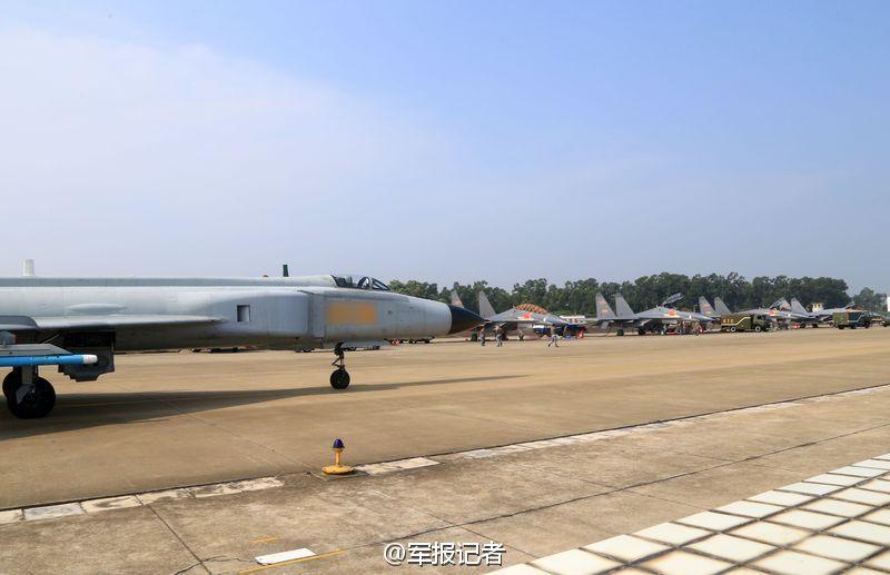 China's air force holds confrontation training: J-11 VS. J-8F