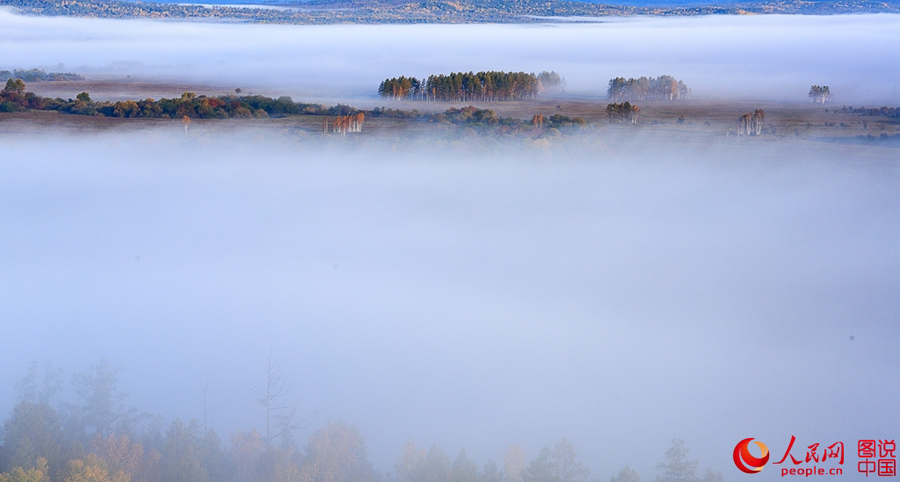 Picturesque autumn scenery of Nanwenghe Wetland