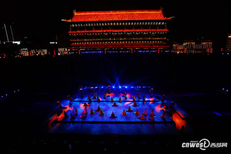 Xi'an holds ancient welcome ceremony for guests attending 2015 Euro-Asia Economic Forum