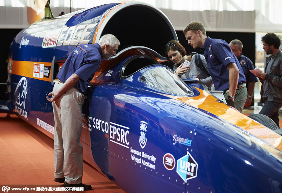 Supersonic car makes world debut in London