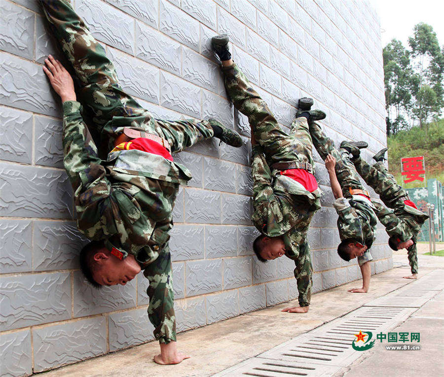 Guangxi armed police conducts various physical exercises