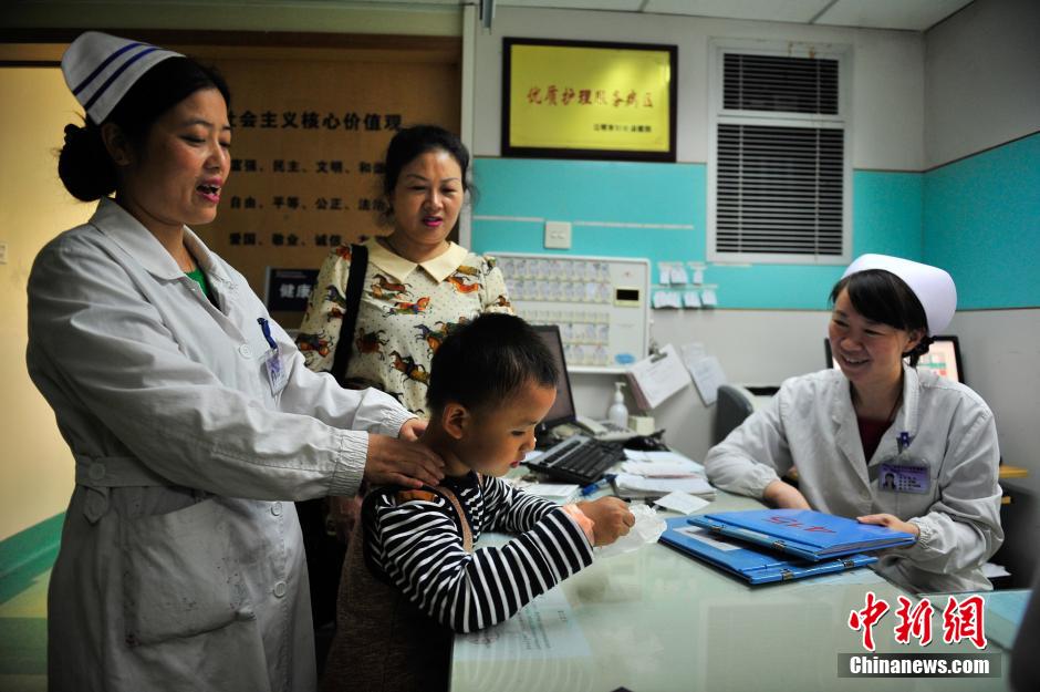 Boy abandoned by parents grows up in hospital