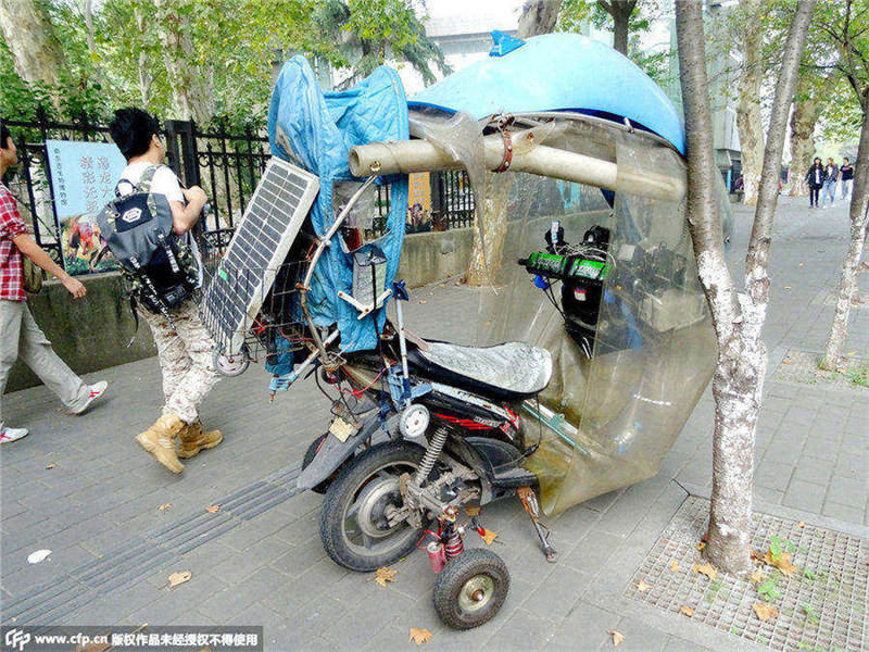 Math teacher makes 'solar powered electric car'