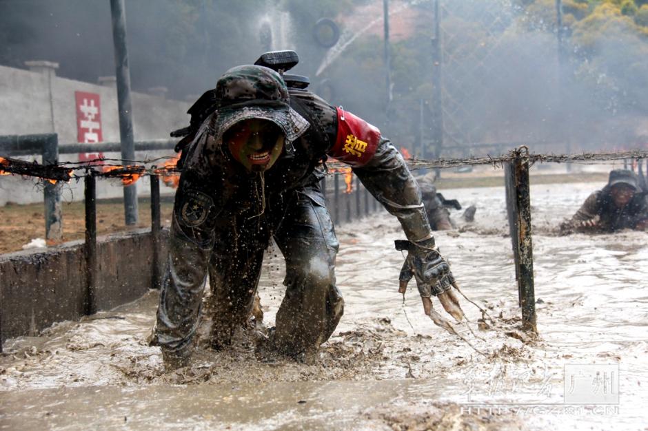 Scouts in devil training in Zhuhai