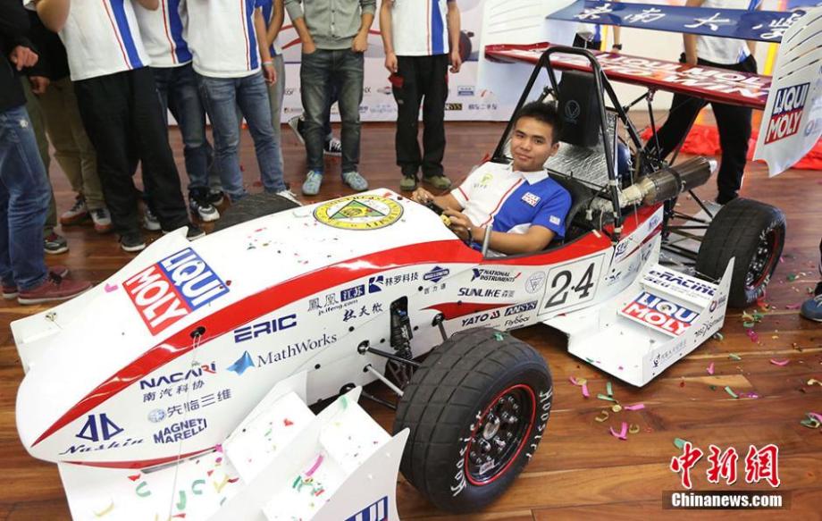 Cool! Formula cars made by college students 