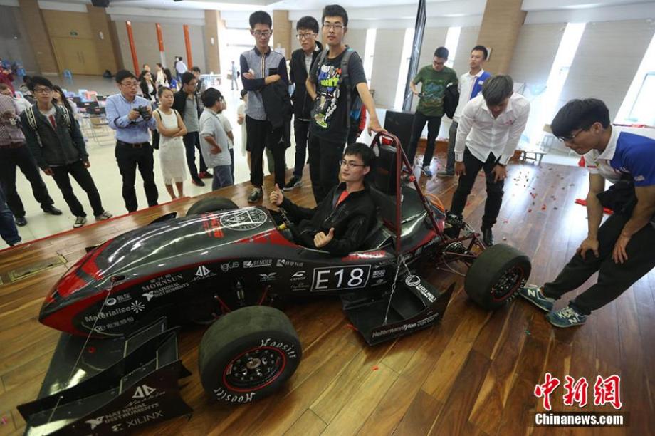 Cool! Formula cars made by college students 