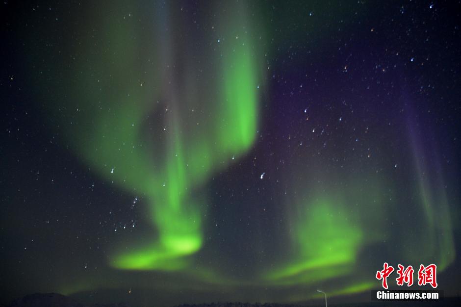 Aurora seen over Chinese Antarctic Zhongshan Station