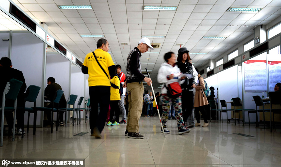 Job fair held for blind people in Beijing