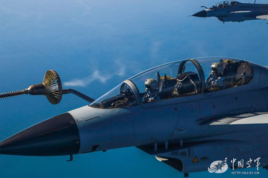 J-10 fighters refueled in the air