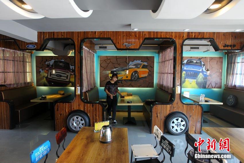 Jeep 'lands' on the roof of a restaurant