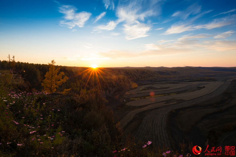 Autumn scenery of Luding Mountain and Huma River in NE China