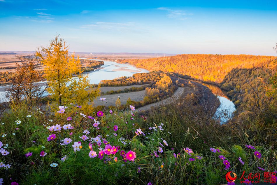 Autumn scenery of Luding Mountain and Huma River in NE China