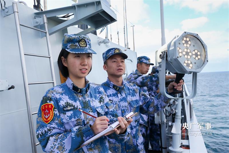 Chinese, French warships take part in joint drill 