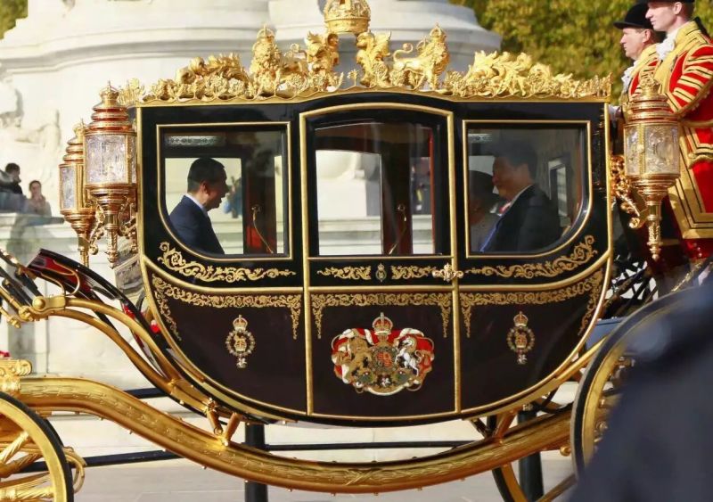 Britain holds royal welcome for Chinese president on 