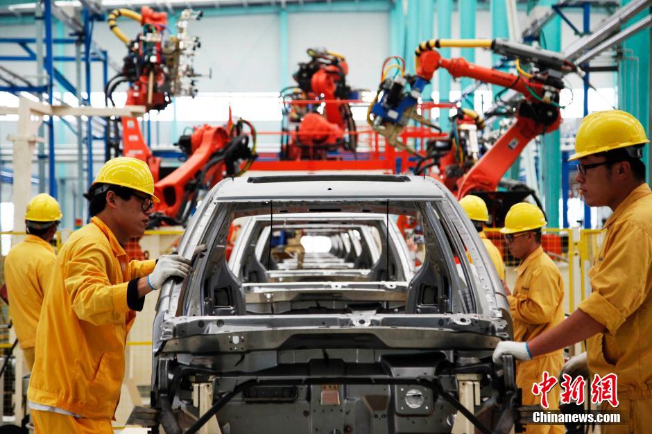 China’s sophisticated new-energy-vehicle production line goes into operation