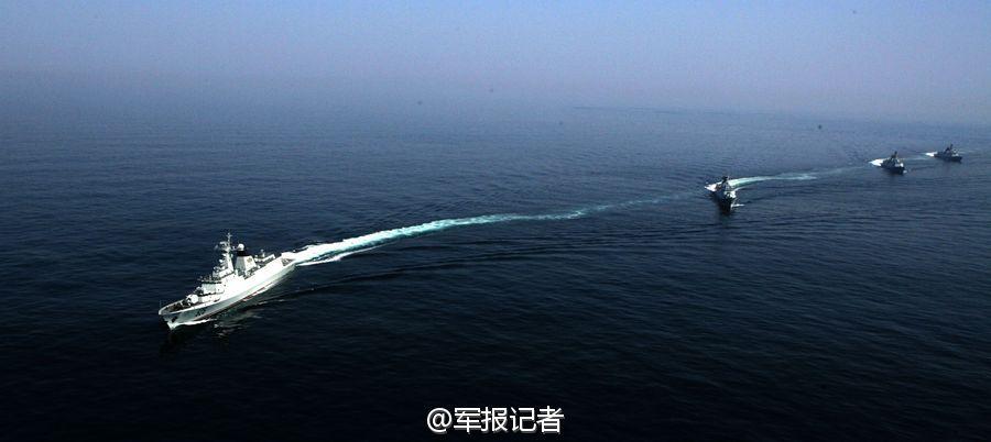 Stunning moments in East China Sea Fleet’s training 