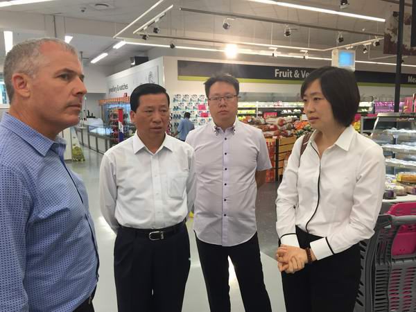 Lv Yongjie Goes on a Tour of Inspection of Weetabix South Africa