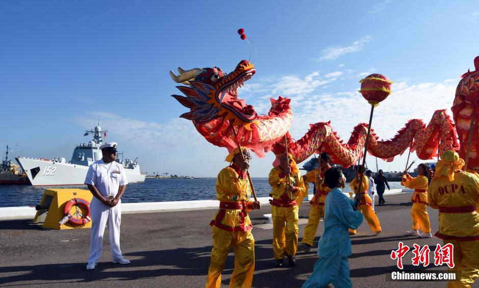 China's naval hospital ship calls at U.S. port