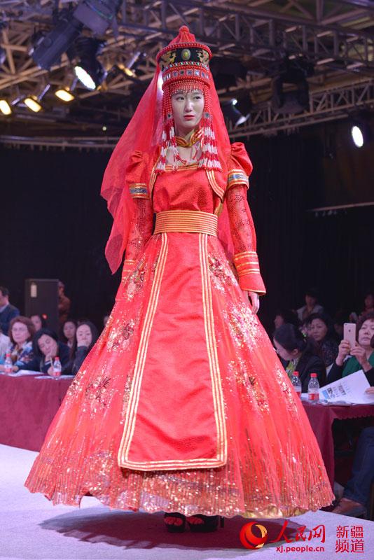 'Beauty Project' Garment Design Competition held in Xinjiang