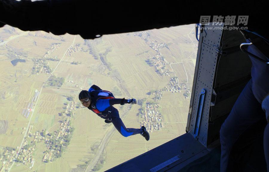 PLA Bayi Parachute Team shows numerous aerial designs and formations