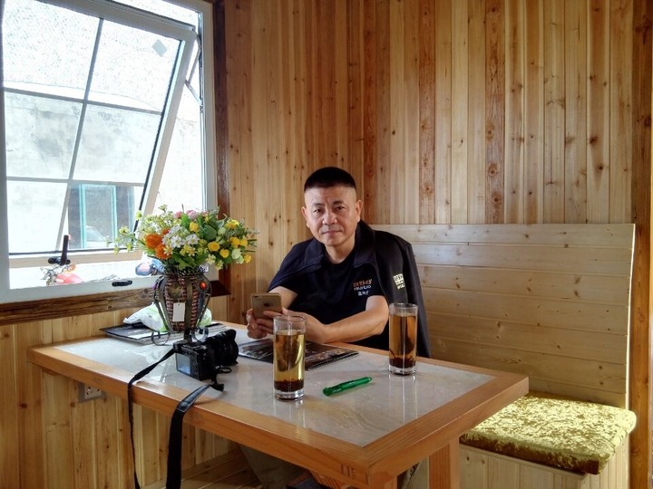 Man builds first-ever movable cabin in Zhejiang