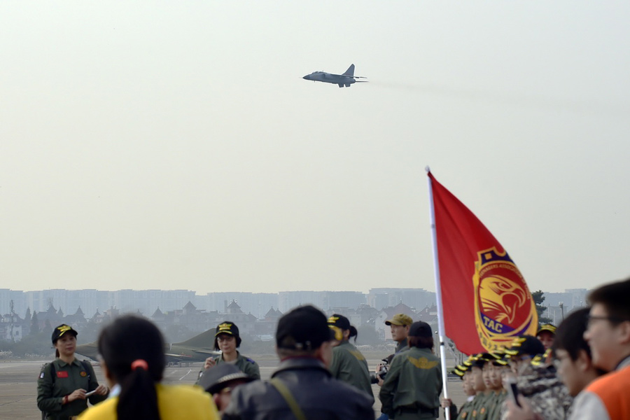 PLA Air Force holds opening day in Hangzhou