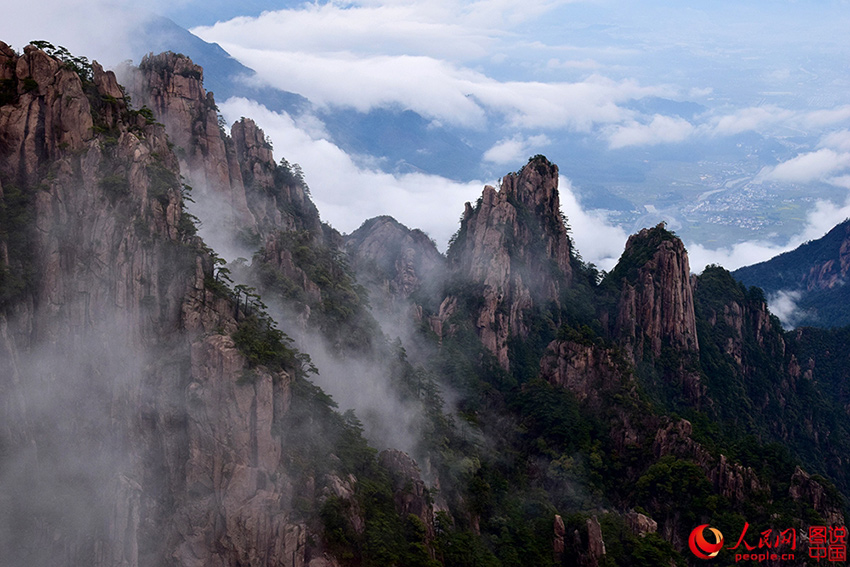 The most beautiful cloudy wonderlands in China