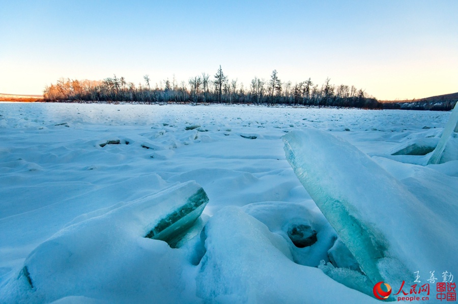 Tranquil winter scenery of the Greater Khingan Mountains