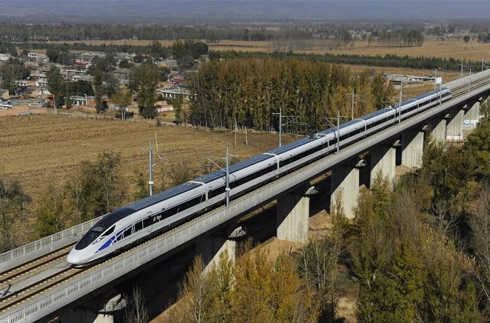 China’s EMU Train Passes High Speed Test at 385 KPH