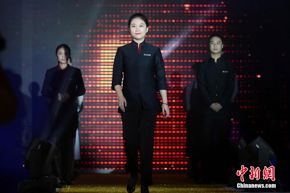 Interesting restaurant uniform show held in Changzhou