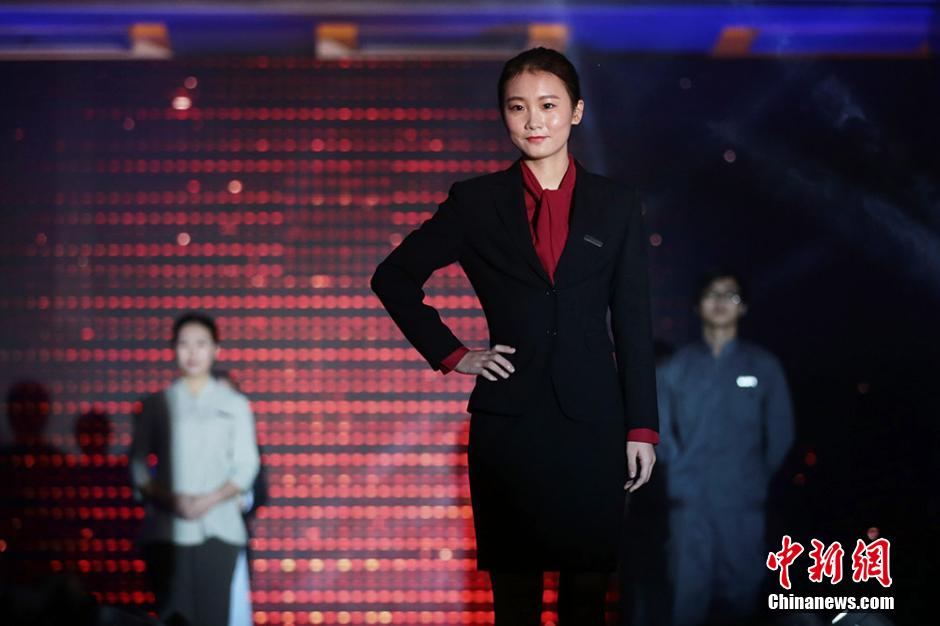 Interesting restaurant uniform show held in Changzhou