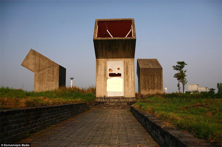 From a UFO to a giant camera: China's wackiest WC's revealed to mark World Toilet Day