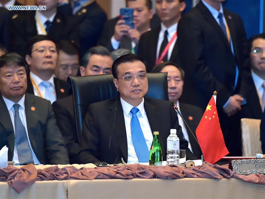 Premier Li Makes Six Suggestions for Cooperation among 10-plus-3 Countries