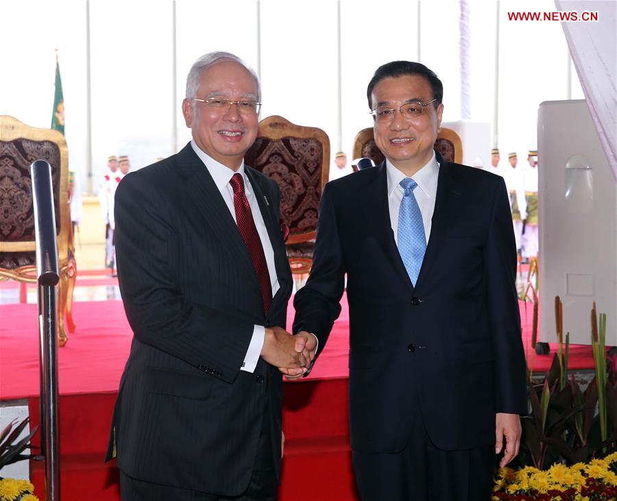 Chinese Premier Li, Malaysian PM Najib hold talks in Kuala Lumpur