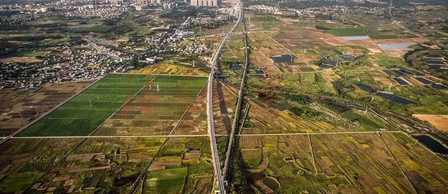 Amazing scenery along world's first around-the-island high-speed rail 