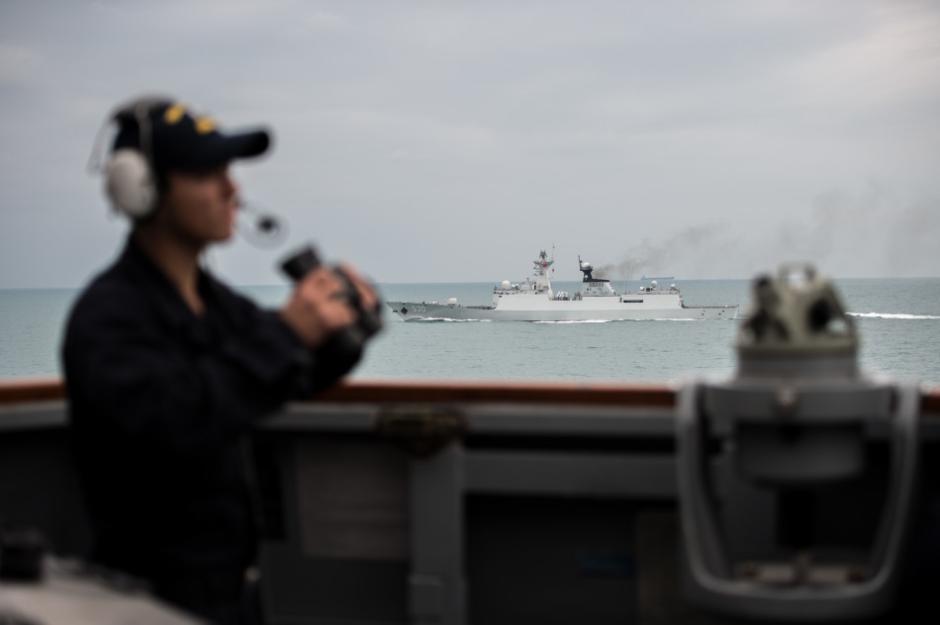 Warships of China, the U.S conduct joint exercise in the East China Sea