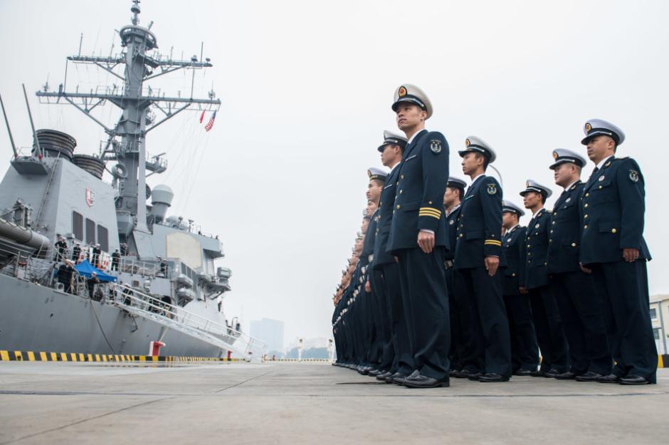 Warships of China, the U.S conduct joint exercise in the East China Sea